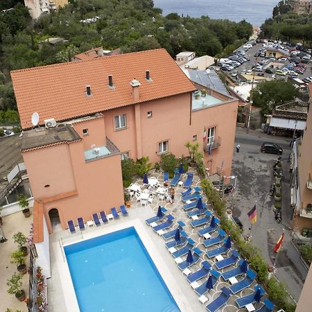 Hotel Villa Maria Sorrento Eksteriør billede
