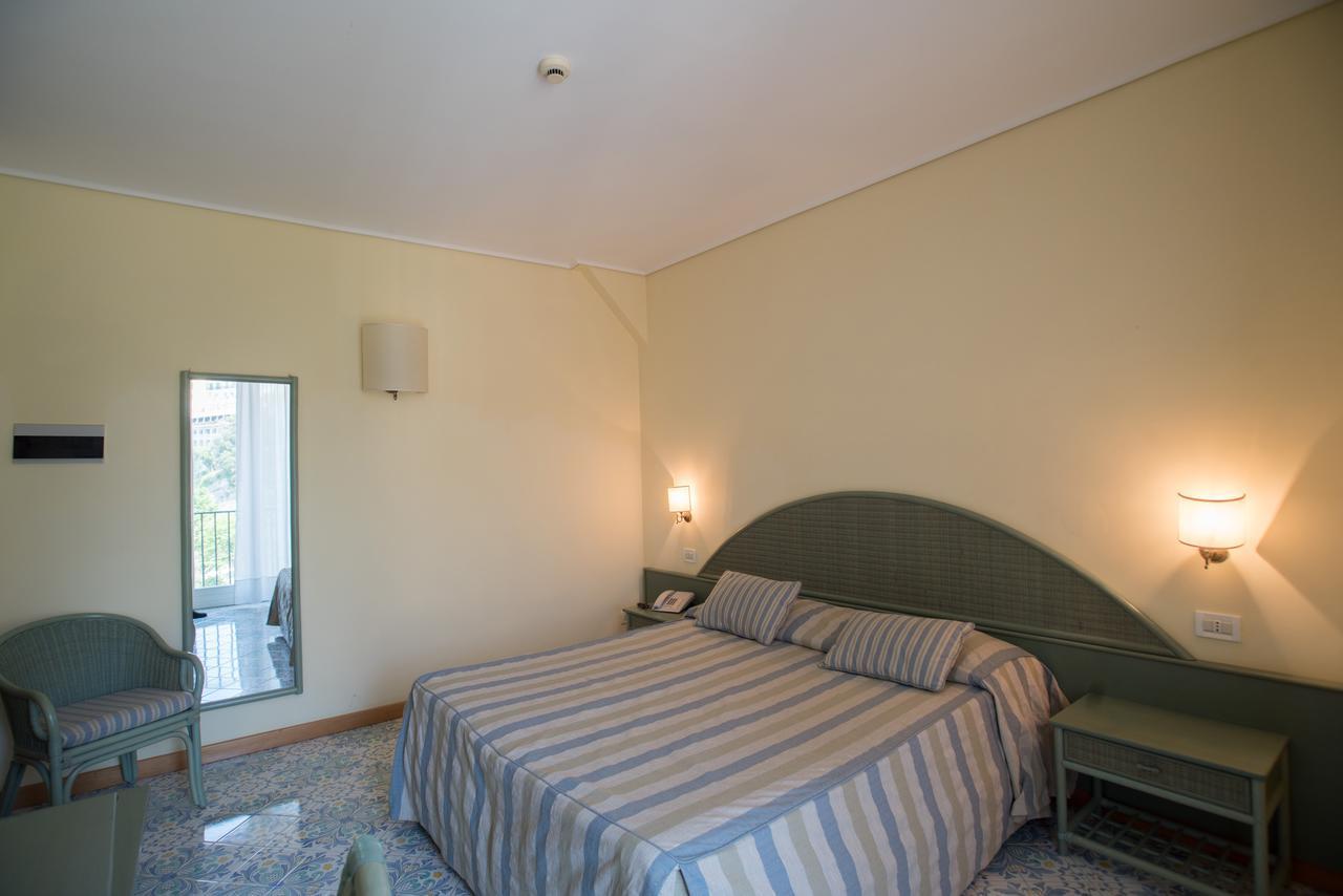 Hotel Villa Maria Sorrento Eksteriør billede